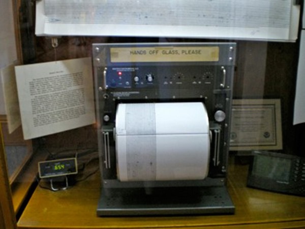 3-seismograph